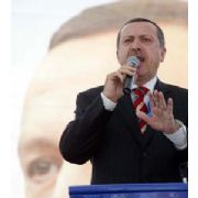 ERDOĞAN:  HUKUKUN, KARDEŞLİĞİN SESİNİ YÜKSELTMEMİZ GEREKEN BİR DÖNEMDEN GEÇİYORUZ 